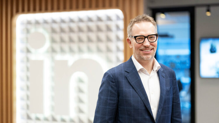 LinkedIn CEO Ryan Roslansky to leave at year-end